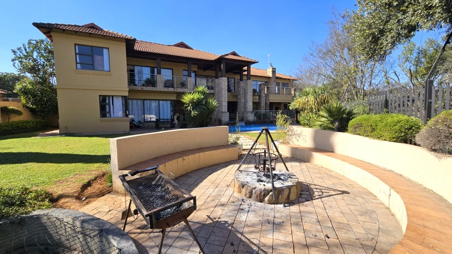 5 Bedroom Property for Sale in Birdwood Estate North West